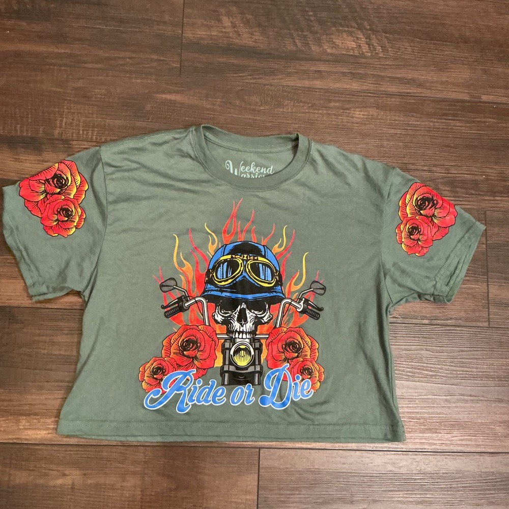 Weekend Warriors Graphic Crop Top Olive Green Ride or Die Skull Rose Small